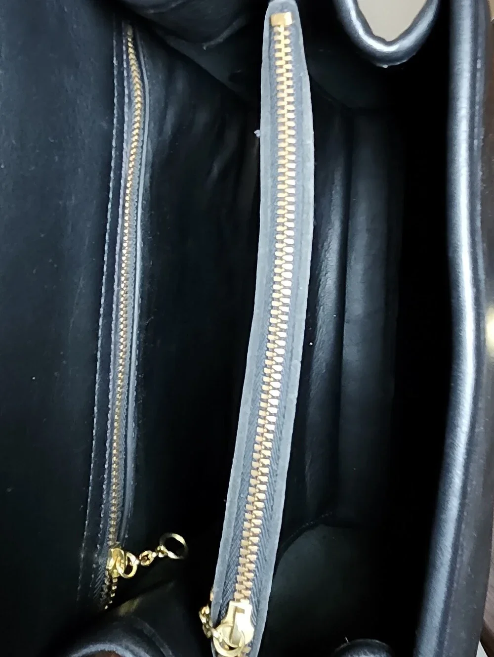Vintage Coach Black Leather Manor Bag #9977